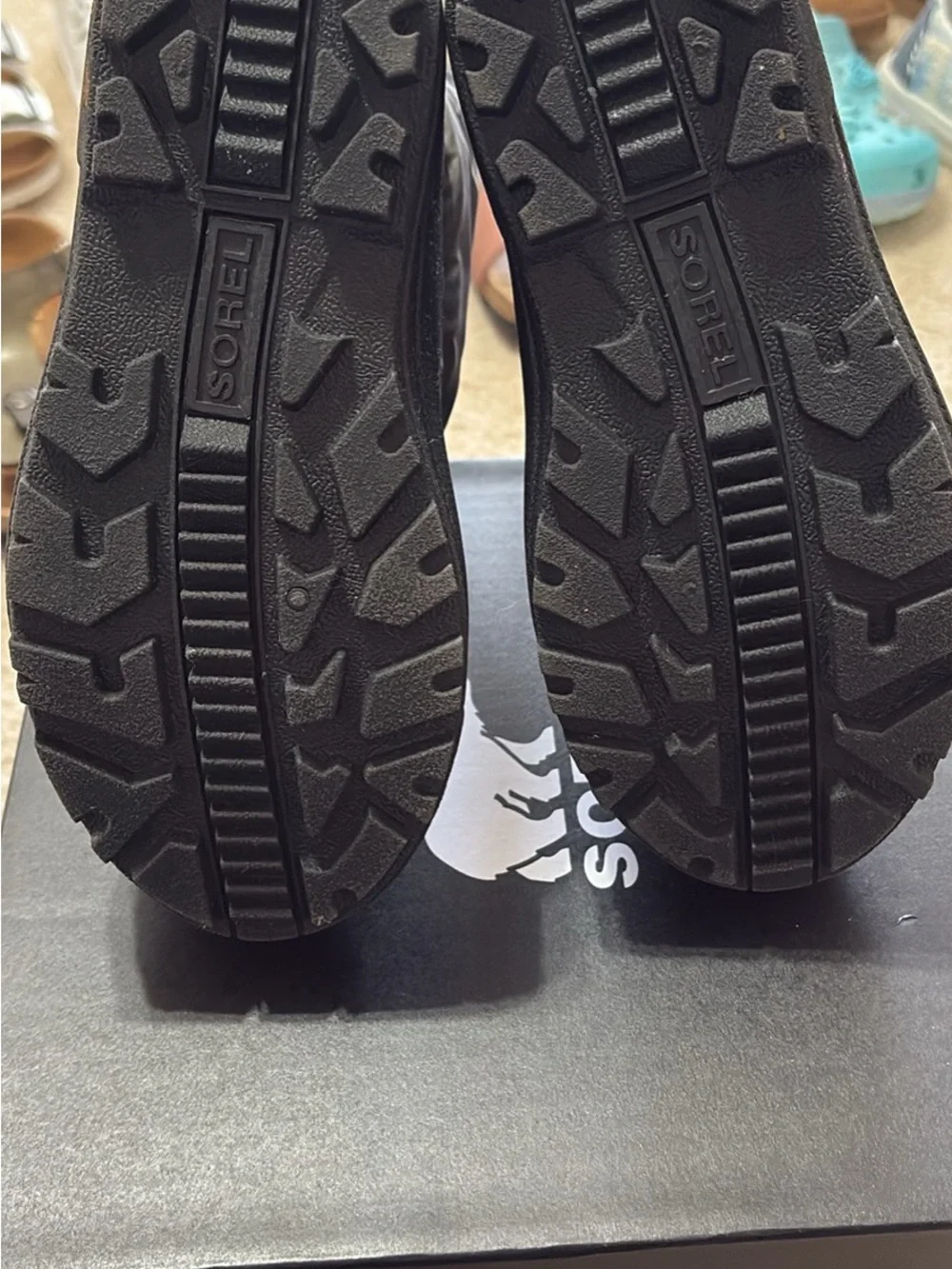 Kids Sorel Black Winter Boots with purple accents size 13 Like new